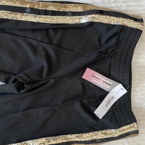 Sunset + Spring - Picture 3 of 4